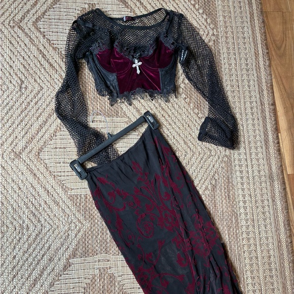 Dolls Kill Black & Burgundy Vampire Maxi Skirt Costume - Picture 2 of 10